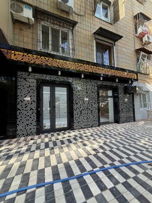 Срочно сдается офис Цум 110 школа 95m2