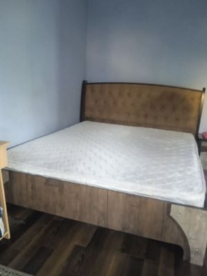 Двухспальная кровать