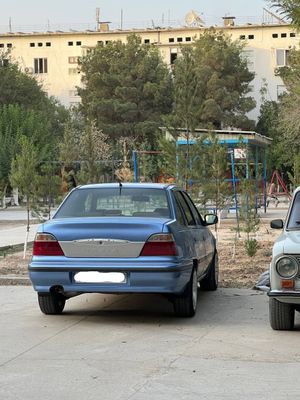 Mashina sotiladi,1.5 motor