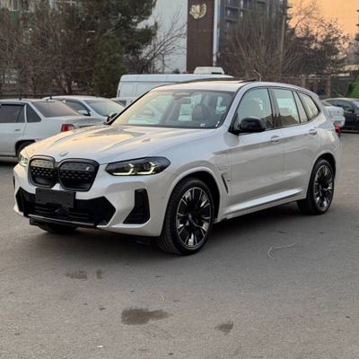 BMW iX3 M-paket full