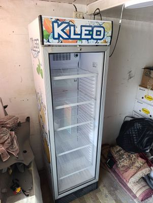 Kleo vitrina xaladilnik