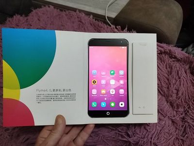 Meizu 3/32gb. LTE Kamera 24mp.