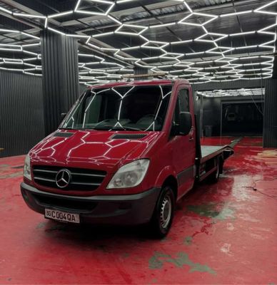 Эвакуатор Mercedes Sprinter