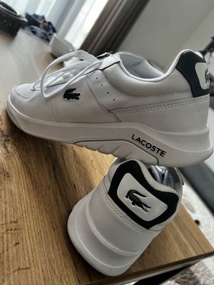 Продам кросовки оригинал Lacoste