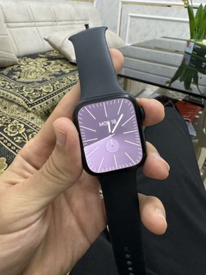 Apple Watch series 8
