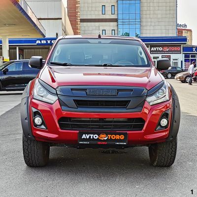Isuzu D-Max, 2020/2022, в идеальном состоянии