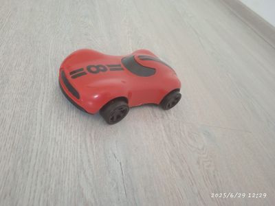 Машинка для малышей