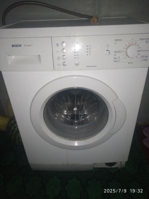 Продам стиральную машину BOCH