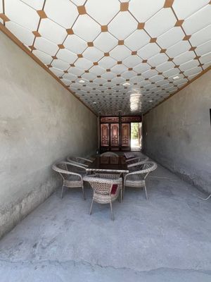 Vayenni Garodokdan 6sotoxlik shaxarga yaqin xovli