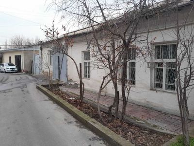 Продатеся Дом 3.7 соток Ракат махаля