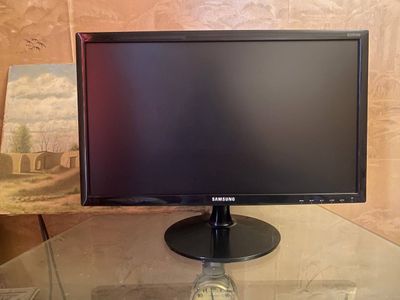 Продам монитор Samsung 22дюйма