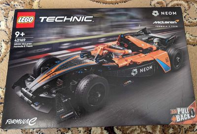 Новый Lego Technic 42169 NEOM McLaren Formula E Team