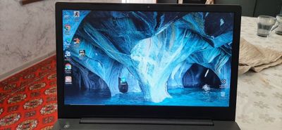Komyuter sotiladi, Lenovo V13