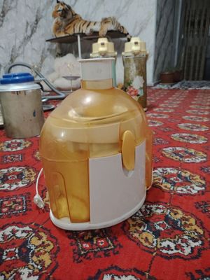 Соковыжималка срочно