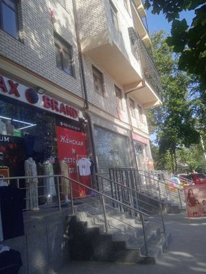 Продается нежилое помещение в районе Янгихаят, 100м2