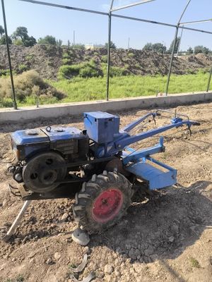 Mini kultivator traktor