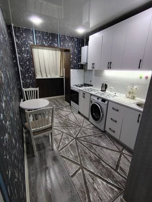 М.Улугбек массив Ялангач 1*3*4 Кафе Бухара