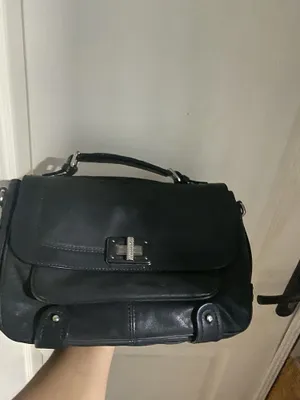 Продаеться кожанная сумка