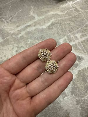 Золотые серьгиги 583 пробы