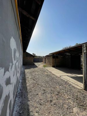 Продаётся дом 4,3 соток Кирпрчный, Карамурт, Кибрайский район.