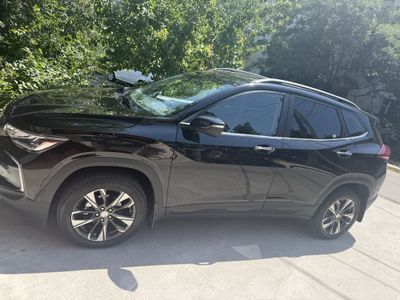 Chevrolet Tracker-2
