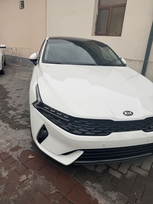 Kia k5 lukligi 2022