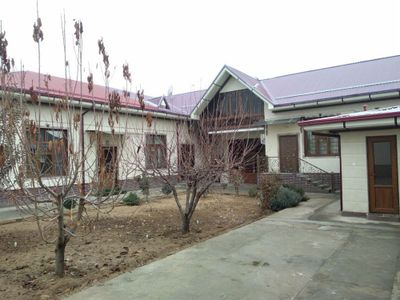 Хасанбой постан 1,5 км кирганда 6 сотих ховли
