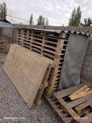 Продаётся паддон размер 2,40 1.20 чистые ровные толщина паллета 1.8 мм