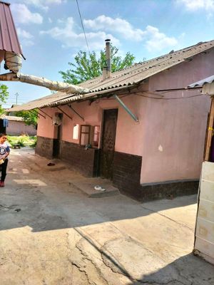 Обмен киламиза хоналари купрок булса ховлиси кички
