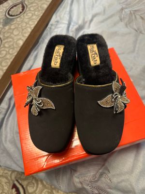 kuz qish uchun tapochka