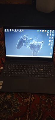 Lenovo V15 G1 noutbuk