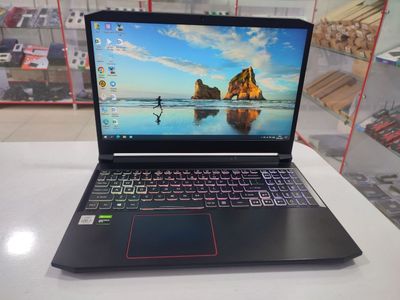 ACER NITRO 5 Intel core i5-10300H