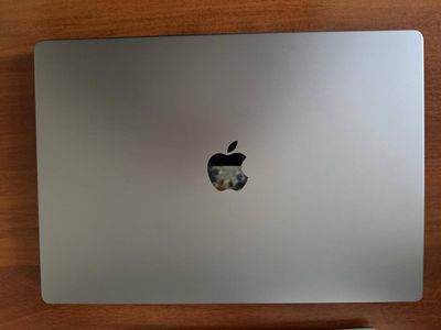 Apple MacBook Pro 16-inch