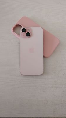 Iphone 15 pink. Yomkost 89. 128 GB