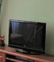 Продается телевизор LG 42