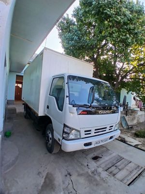 isuzu nqr 75 furgon