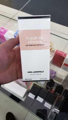 FLEUR DE PËCHER Karl Lagerfeld eau de parfum