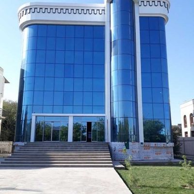 5 etajli bino sotiladi