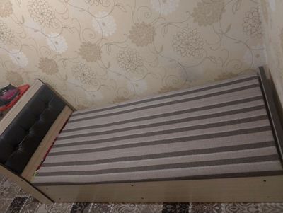 Divan 1 kishilik