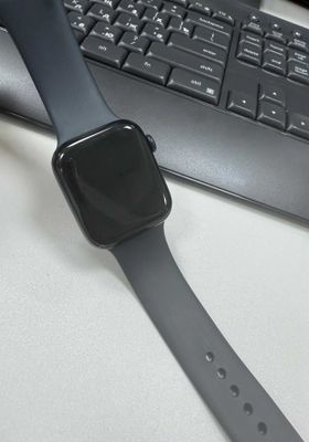 Apple watch SE2 коробка док есть цена 160$