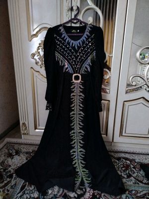 vecherni ko'ylak sotaman