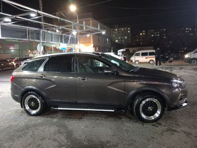 автомобиль продаётся lada vesta cross