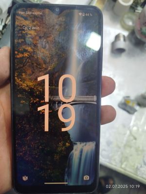 Poco c51 xolati yaxshi xotira 4/64