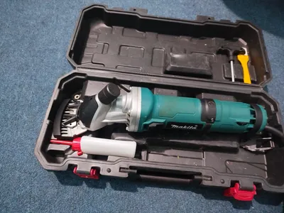 qoʻylarni yungini oladigan mashinka