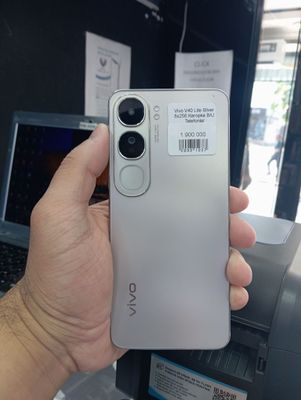 Vivo V40 lite 8x256 Silver Sotiladi