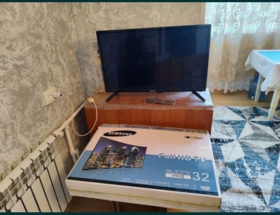 Телевизор Samsung 32" Цвет черный. Состояние 5+ Работает отлично, как