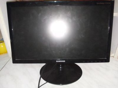 Манитор Samsung.