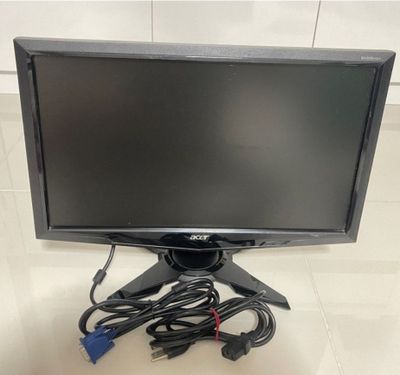 Monitor sotiladi