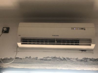 Продаётся кондиционер в отличном состояние