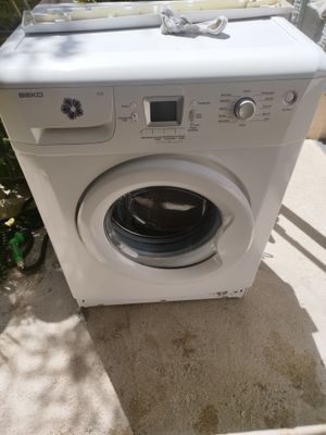продаются Стиральные машины автомат.